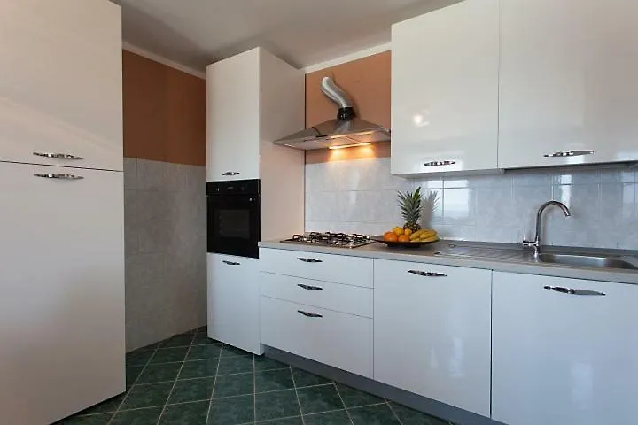 Apartman M&S Njivice Lägenhet